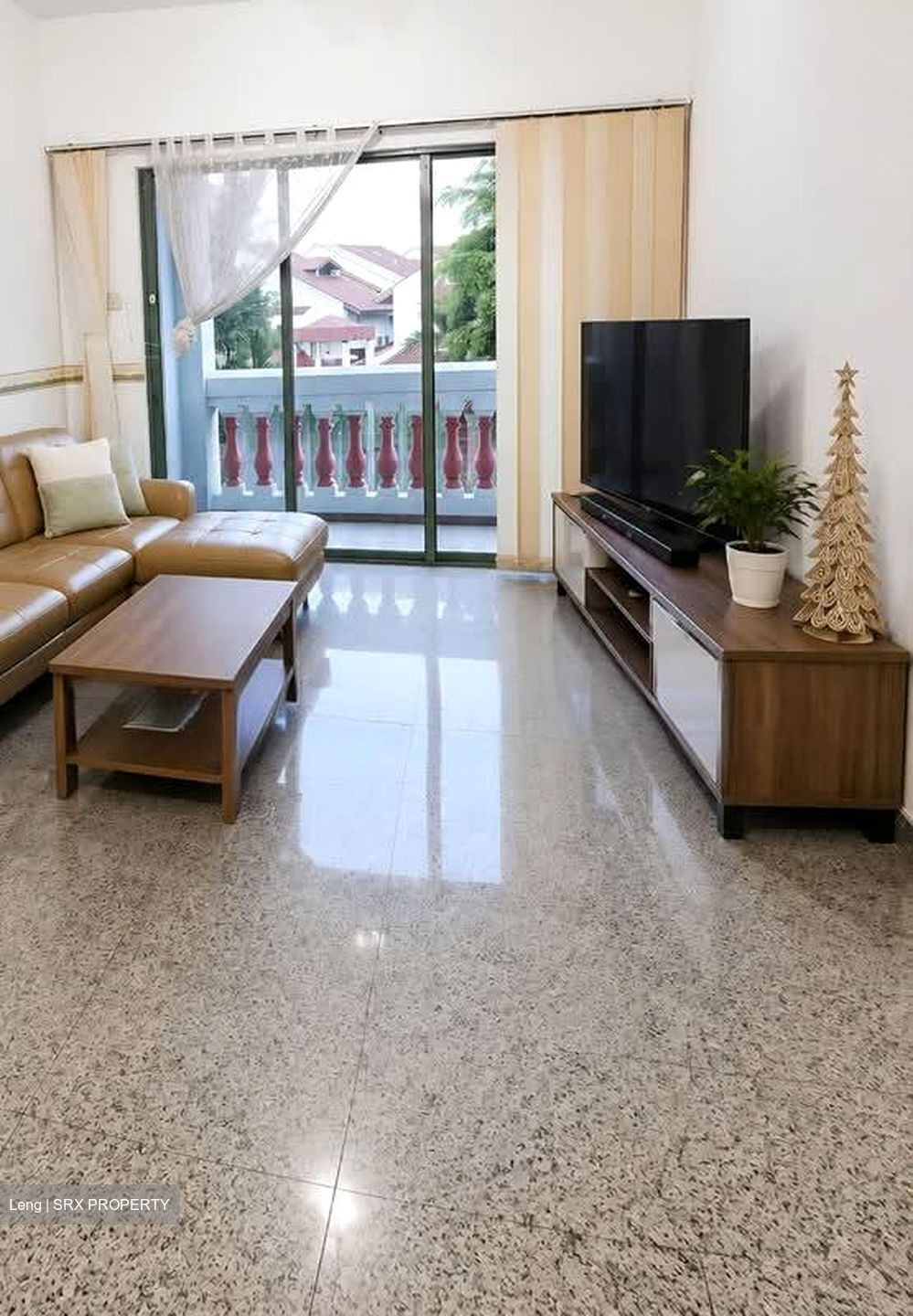 Stratford Court (D16), Condominium #562367101